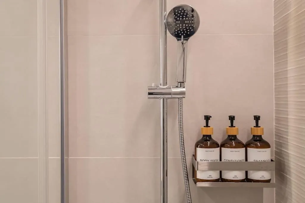 Apartamento Moderno Y Bien Ubicado Málaga Apartman