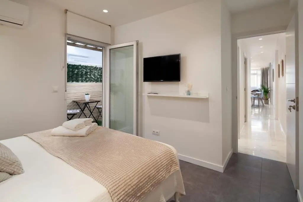 Apartamento Moderno Y Bien Ubicado Málaga Spanyolország